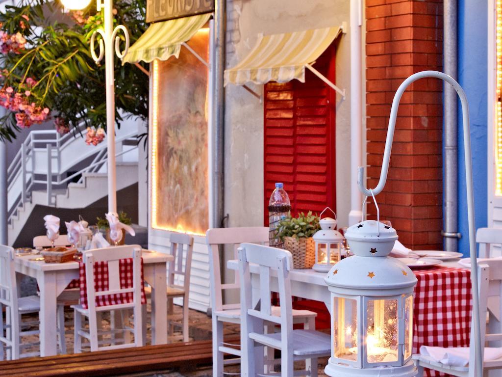 Alkoclar Adakule Hotel Kusadası Exteriör bild