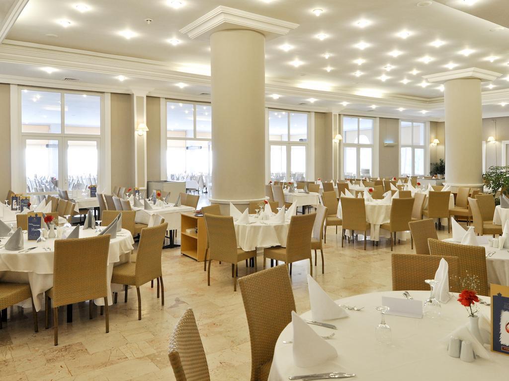 Alkoclar Adakule Hotel Kusadası Exteriör bild