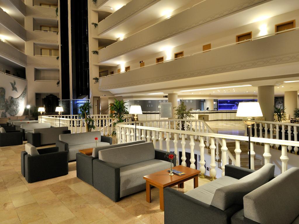 Alkoclar Adakule Hotel Kusadası Exteriör bild